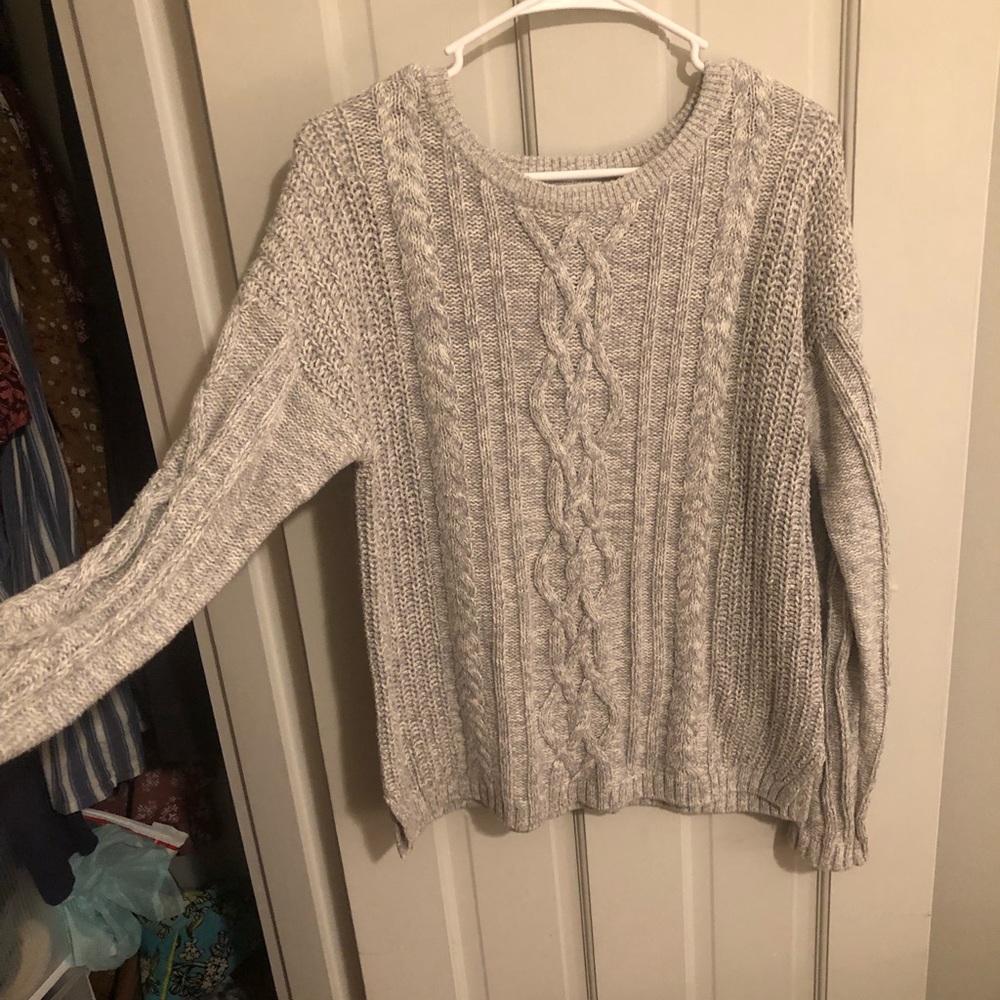 Old Navy Gray Cable Knit Sweater